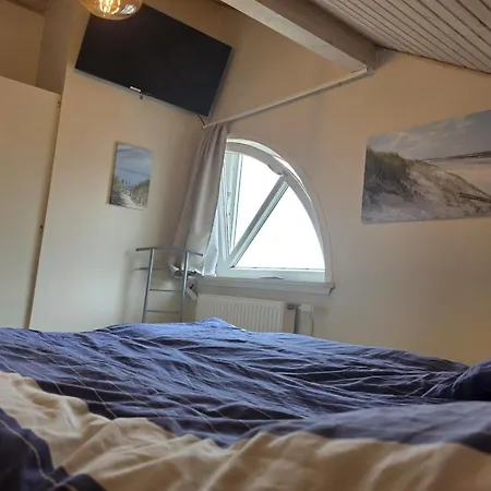 Lägenhet Aappo - 2-3km From The Sea By Interhome